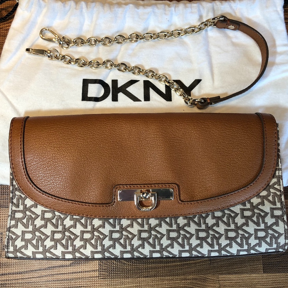 DKNY-DONNA KARAN Monogram Shoulder Bag